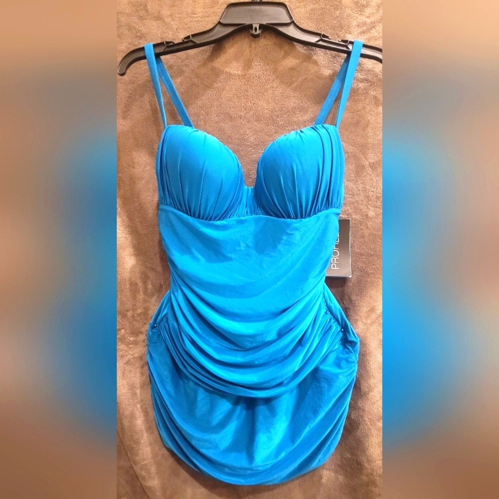 Profile by Gottex Swimsuit Size 10